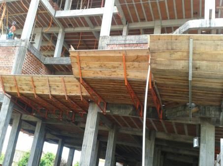 Obra da RB Alturas: Serno Construtora